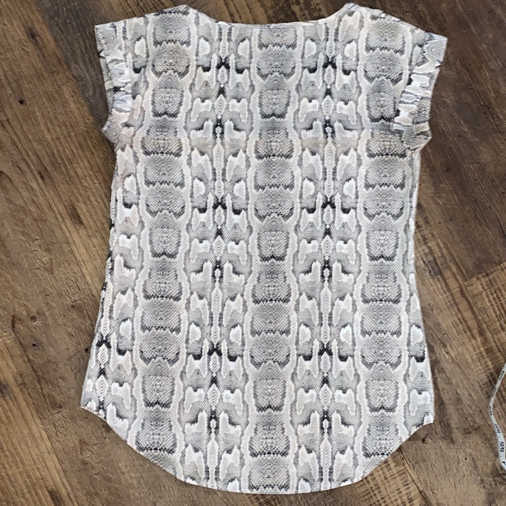 Snake Skin Print Too - Picture 8 of 9